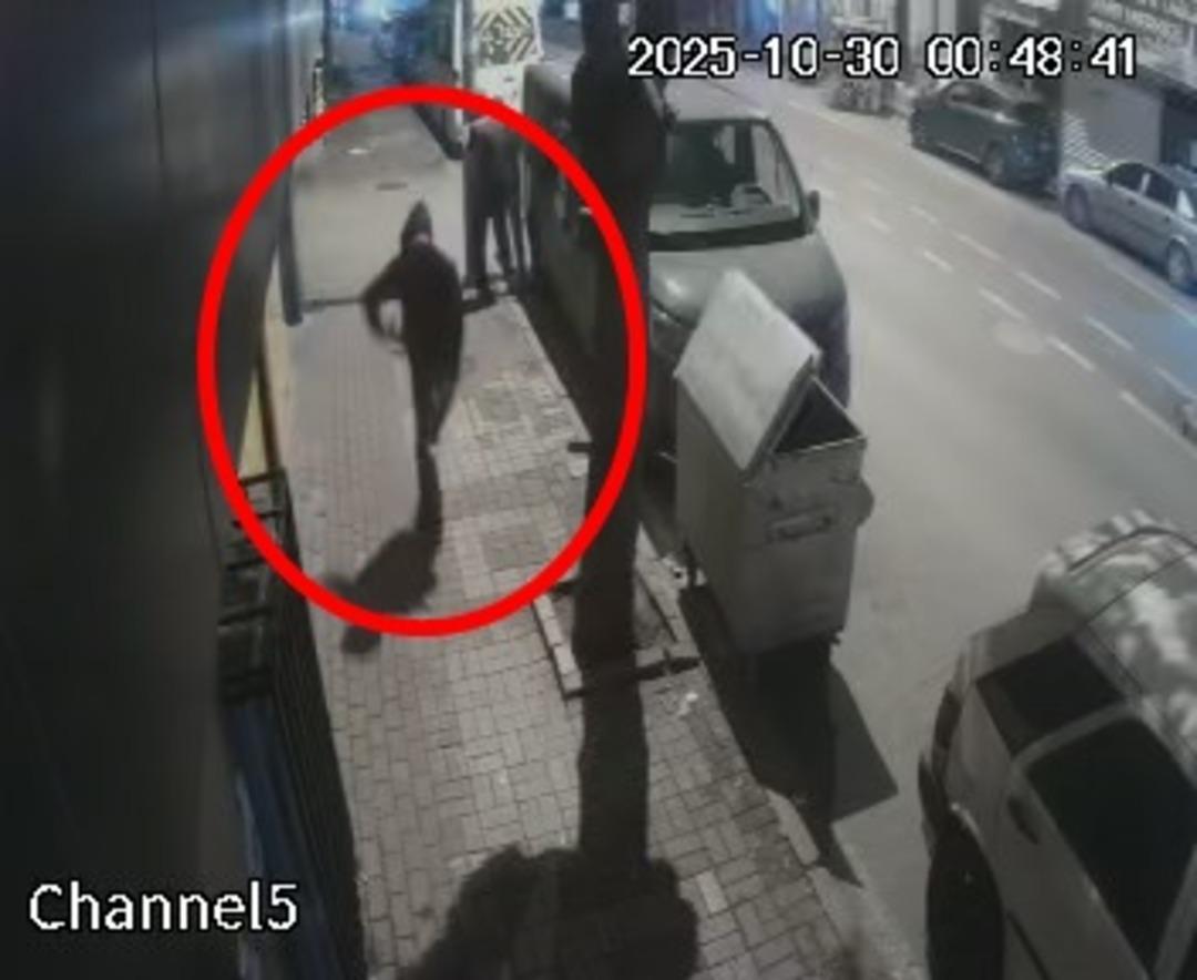 2 kişiden çekilmelerini istedi! Bir anda pompalıyla ateş açtı 4