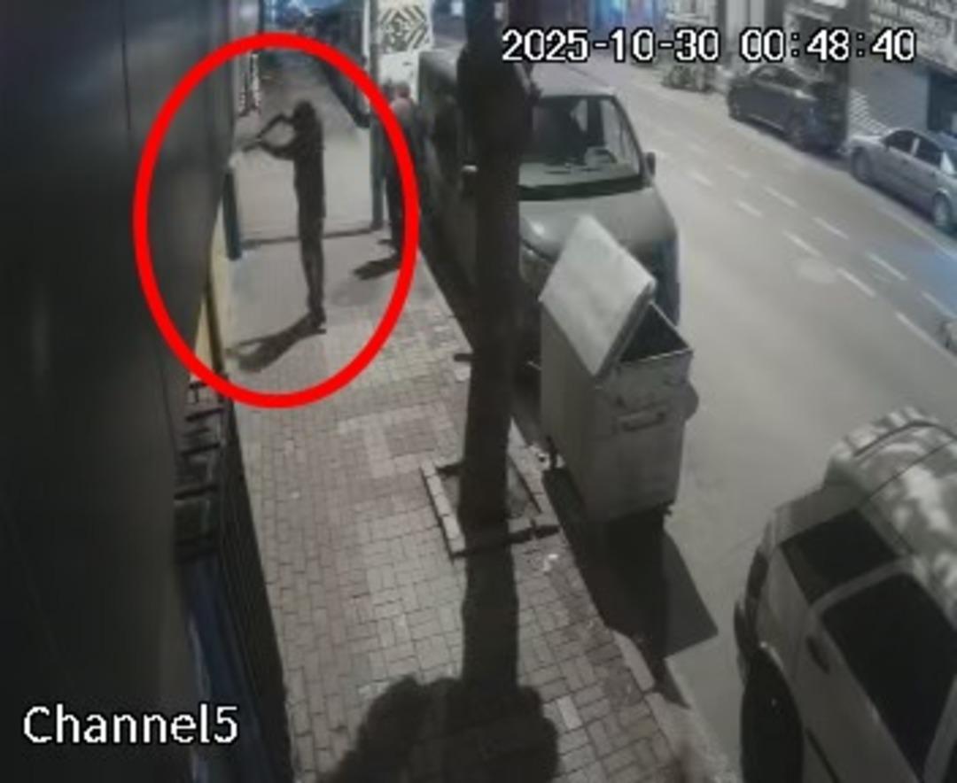 2 kişiden çekilmelerini istedi! Bir anda pompalıyla ateş açtı 3