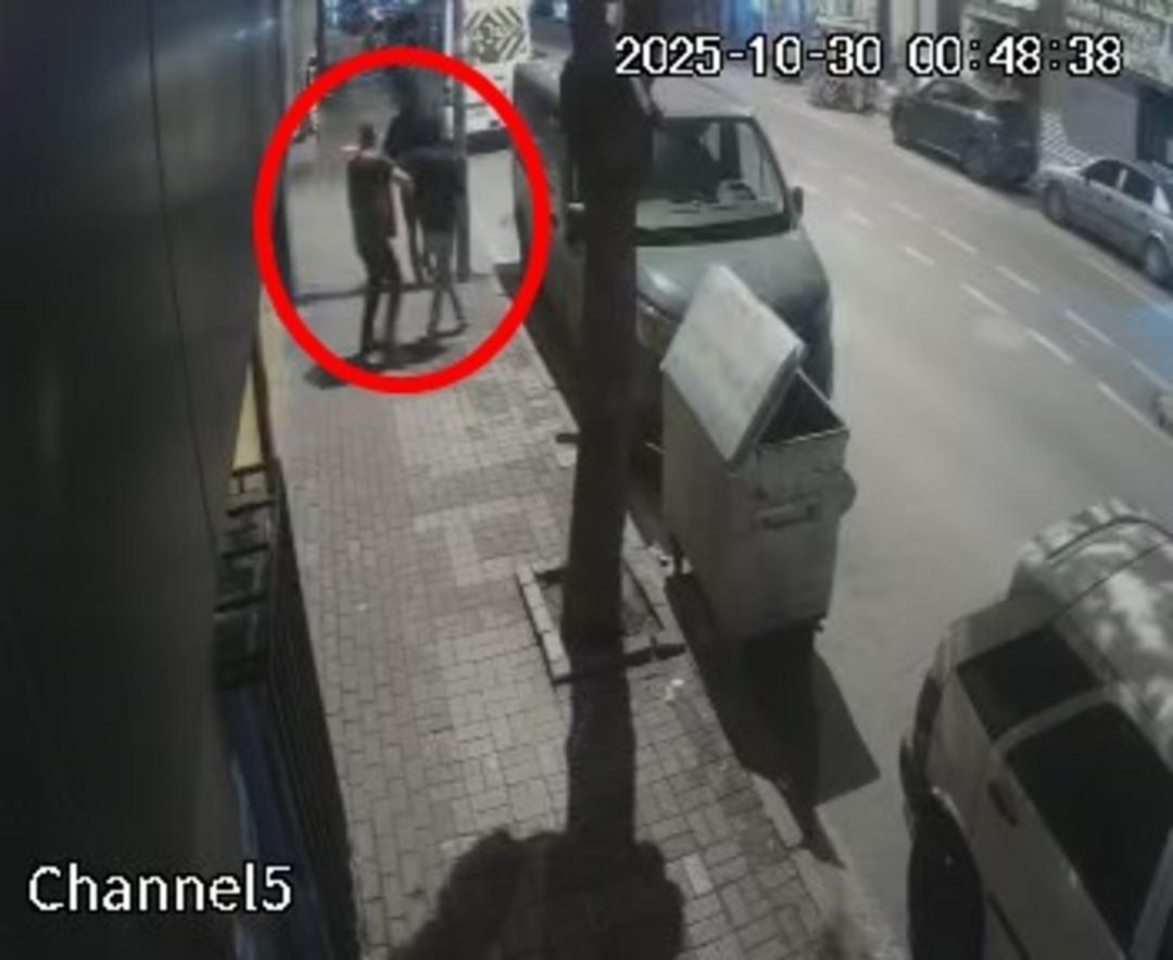 2 kişiden çekilmelerini istedi! Bir anda pompalıyla ateş açtı 2