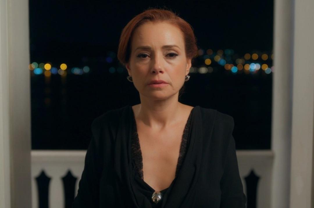 Kıskanmak ın Seniha sı Özgü Namal aşk orucunu bozdu! Sevgilisi bakın kim çıktı  1