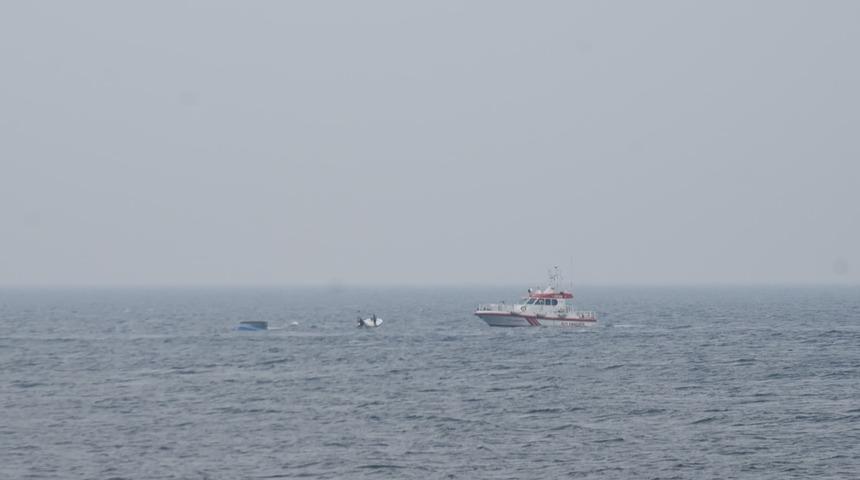 Giresun'da tekne alabora oldu: 1 kişi &ouml;ld&uuml;, 2 kişi kurtarıldı