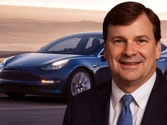 Ford CEO'sundan dikkat çeken açıklama: 'Tesla ve Çinli araçları parçaladığımızda şok olduk'