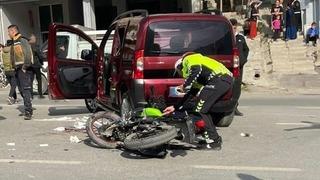 Hakkari’de motosikletle kamyonet çarpıştı: 1 yaralı