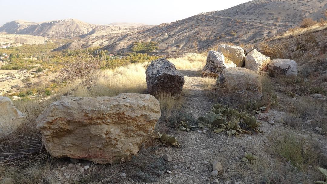 Depremden sonra kabusa d&ouml;nd&uuml;! &Uuml;rk&uuml;ten sesler &ccedil;evre halkını huzursuz ediyor... 2