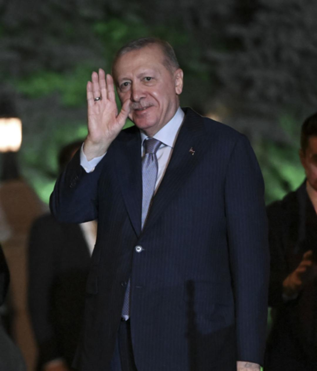 G&ouml;zler Erdoğan-Bah&ccedil;eli g&ouml;r&uuml;şmesinde: Cumhurbaşkanı Erdoğan, MHP lideri Bah&ccedil;eli yi konutunda ziyaret etti 4