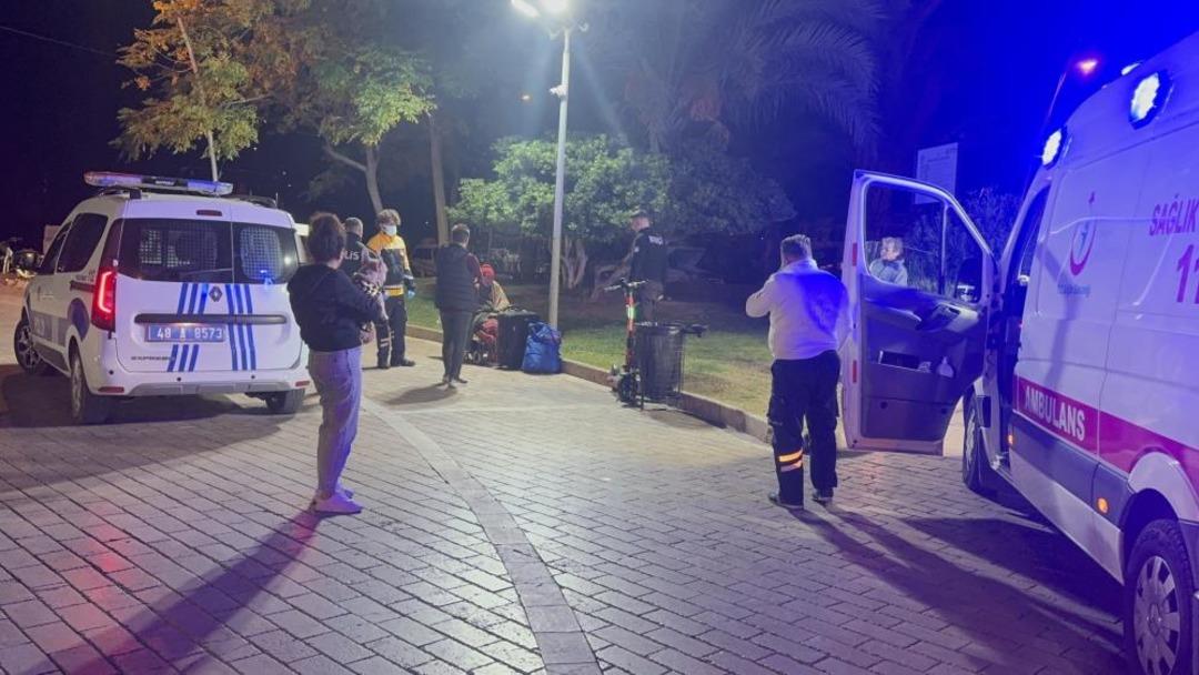 Kıbrıs gazisinin iç burkan görüntüsü: Sokakta valizleriyle bir başına... Zor ikna edildi, aparta yerleştirildi 1