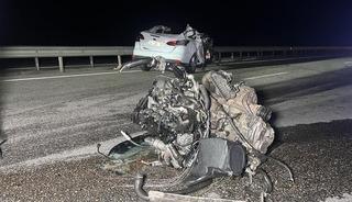 Otomobil hurda yığınına döndü: 1 ölü, 2 yaralı