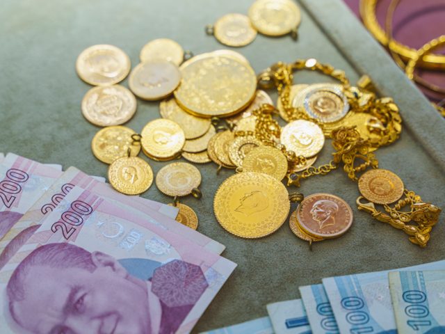 Altın fiyatları yükseldi! ABD'de hükümet yeniden açıldı 