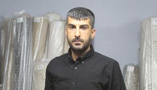 Halıda 650 bin TL'lik altın buldu! Bir servet çıktı, ikramiye geldi