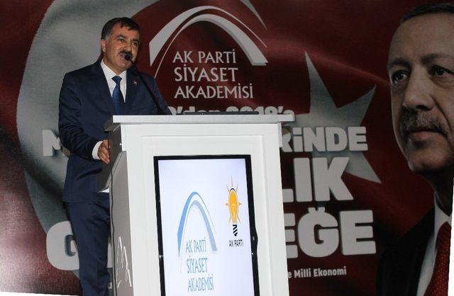 Ağrı’da 18. Dönem Siyaset Akademisi kursu başladı