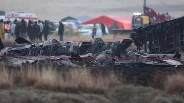 Son dakika! Gürcistan'da düşen uçaktaki son şehidin de naaşına ulaşıldı