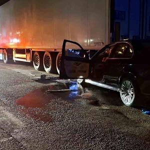 Bursa’da otomobil park halindeki tıra arkadan çarptı: 1 ağır yaralı