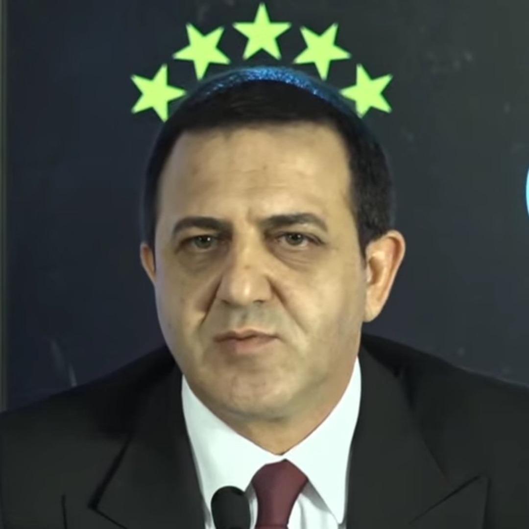 Galatasaray Başkanı Dursun &Ouml;zbek ten S&uuml;per Kupa finali i&ccedil;in s&uuml;rpriz &ouml;neri!   Olimpiyat stadı yerine Şanlıurfa olabilir...   3