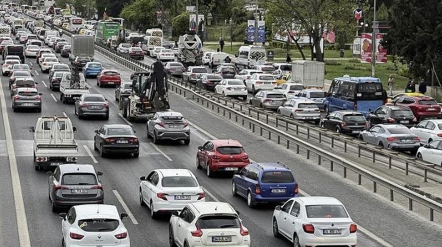İstanbullular dikkat! Trafikte b&uuml;y&uuml;k değişiklik: Hız limitleri g&uuml;ncellendi