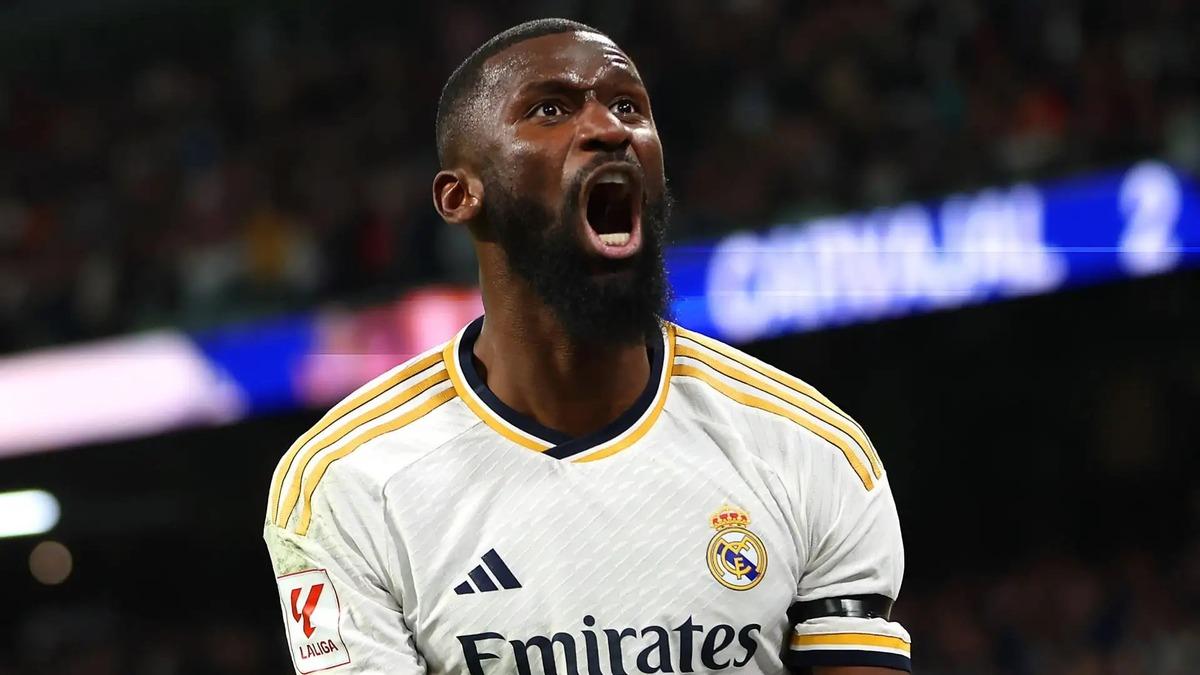 Fenerbahçe Real Madridli Antonio Rüdiger e kancayı taktı! Oosterwolde giderse Rüdiger geliyor... 2
