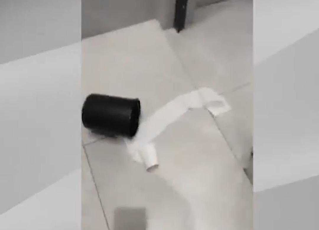 Gürsel Tekin in odasına tuvaletini yapıp kapısına sürmüşler... CHP binasında iğrenç saldırı! 3