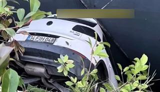 İstanbul'da bir otopark savaş alanına döndü!