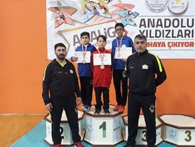 Çanakkale erkek takımı yarı finale çıktı