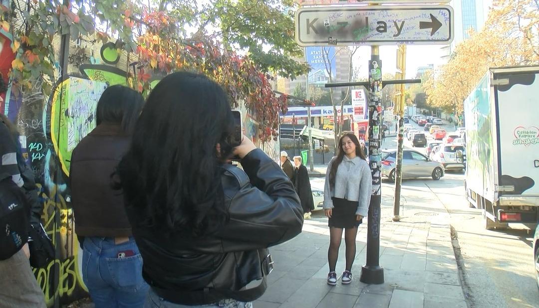 Sosyal medyada viral olmuştu! Ankara daki  Kızılay  tabelası bir kez daha yenilendi 2