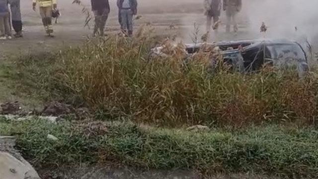 Manisa’da takla atan otomobil alev aldı: Sürücü yara almadan kurtuldu