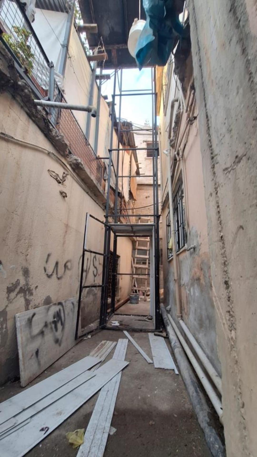 Bina dışına kurulan yük asansörü düştü: 80 yaşındaki kadın hayatını kaybetti 1