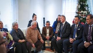 Özgür Özel'den, şehit Gökhan Korkmaz'ın ailesine taziye ziyareti