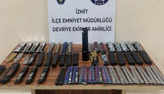 İzmit'te iki çocuğun üzerinde 52 kesici alet ele geçirildi