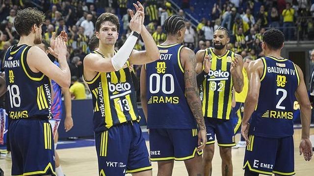 Fenerbahçe Beko, Hapoel Tel Aviv'e göz açtırmadı! İsrail ekibini ezdi geçti
