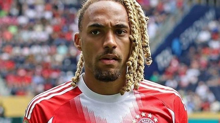 B&uuml;y&uuml;k umutlarla Bayern M&uuml;nih'e transfer edilen Sacha Boey, İstanbul devine geri d&ouml;n&uuml;yor!