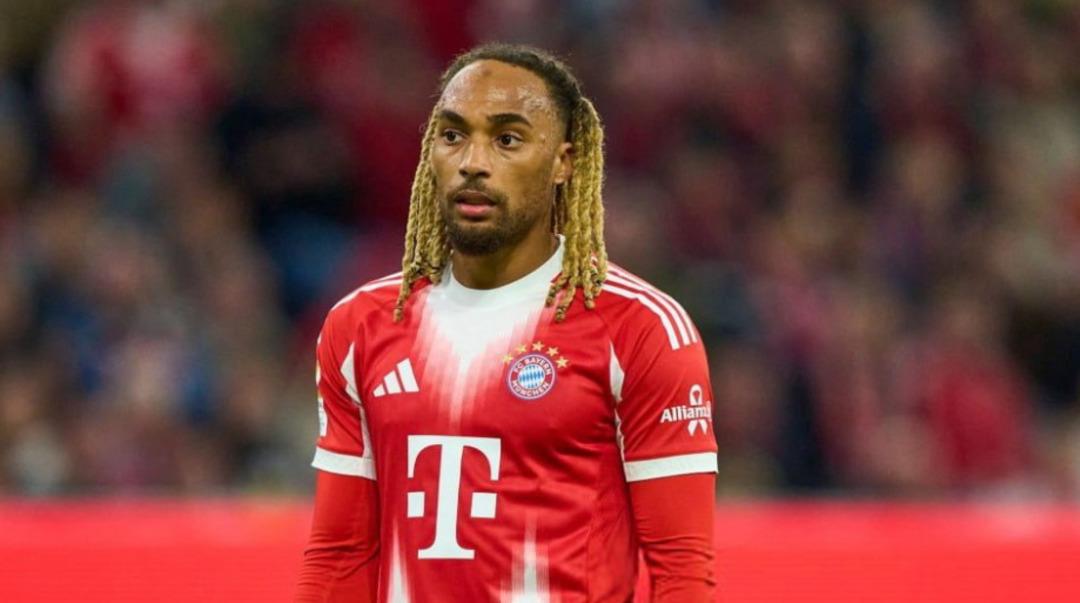 B&uuml;y&uuml;k umutlarla Bayern M&uuml;nih e transfer edilen Sacha Boey, İstanbul devine geri d&ouml;n&uuml;yor! 1