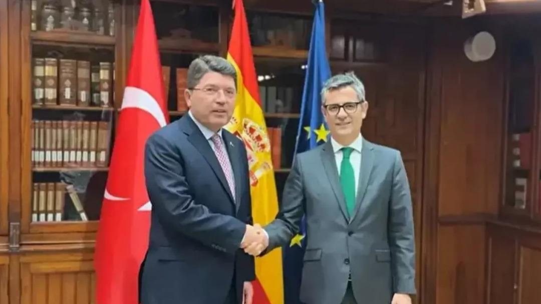 Rojin Kabaiş olayının seyrini değiştirecek detay! Baba Nizamettin Kabaiş a&ccedil;ıkladı: "Atletinde başka kadına ait kan izi bulundu" 3