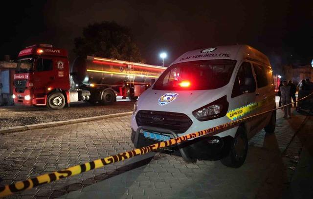 Fabrika yerleşkesinde &ccedil;ıkan yangında 6 işyeri zarar g&ouml;rd&uuml; 10