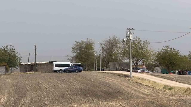 Diyarbakır&rsquo;da akraba iki aile arasında kavga: 11 yaralı 1