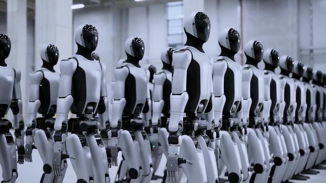 Gerçek mi sahte mi? Çinli şirketin yüzlerce insansı robot yürüttüğü video tartışma yarattı! 2