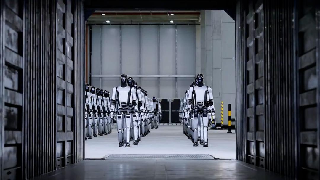 Gerçek mi sahte mi? Çinli şirketin yüzlerce insansı robot yürüttüğü video tartışma yarattı! 5