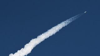 Jeff Bezos, Elon Musk'ın SpaceX'ine rakip oldu: 'New Glenn' başarıyla uzaya fırlatıldı!