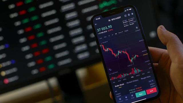 Bitcoin, Fed'in para politikasındaki belirsizlikle mayıstan beri en düşük seviyeye geriledi