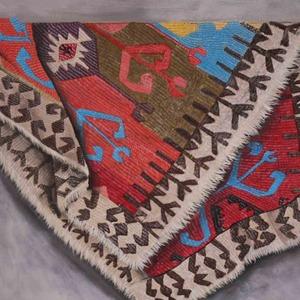 Kapadokya’nın elektrik panoları sanatla renklendi