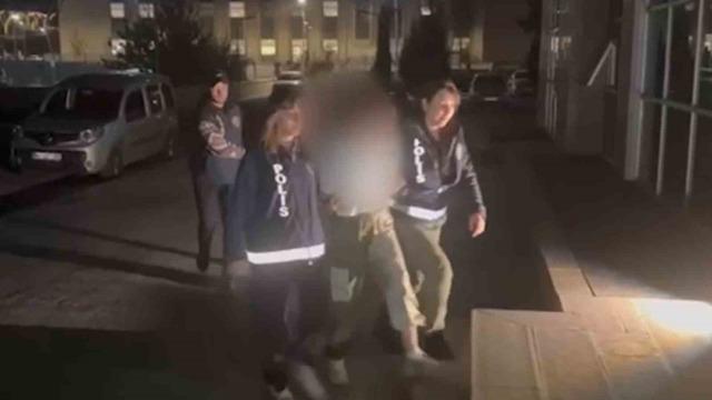 Uşak’ta otomobili çalan şüpheliler yakalandı