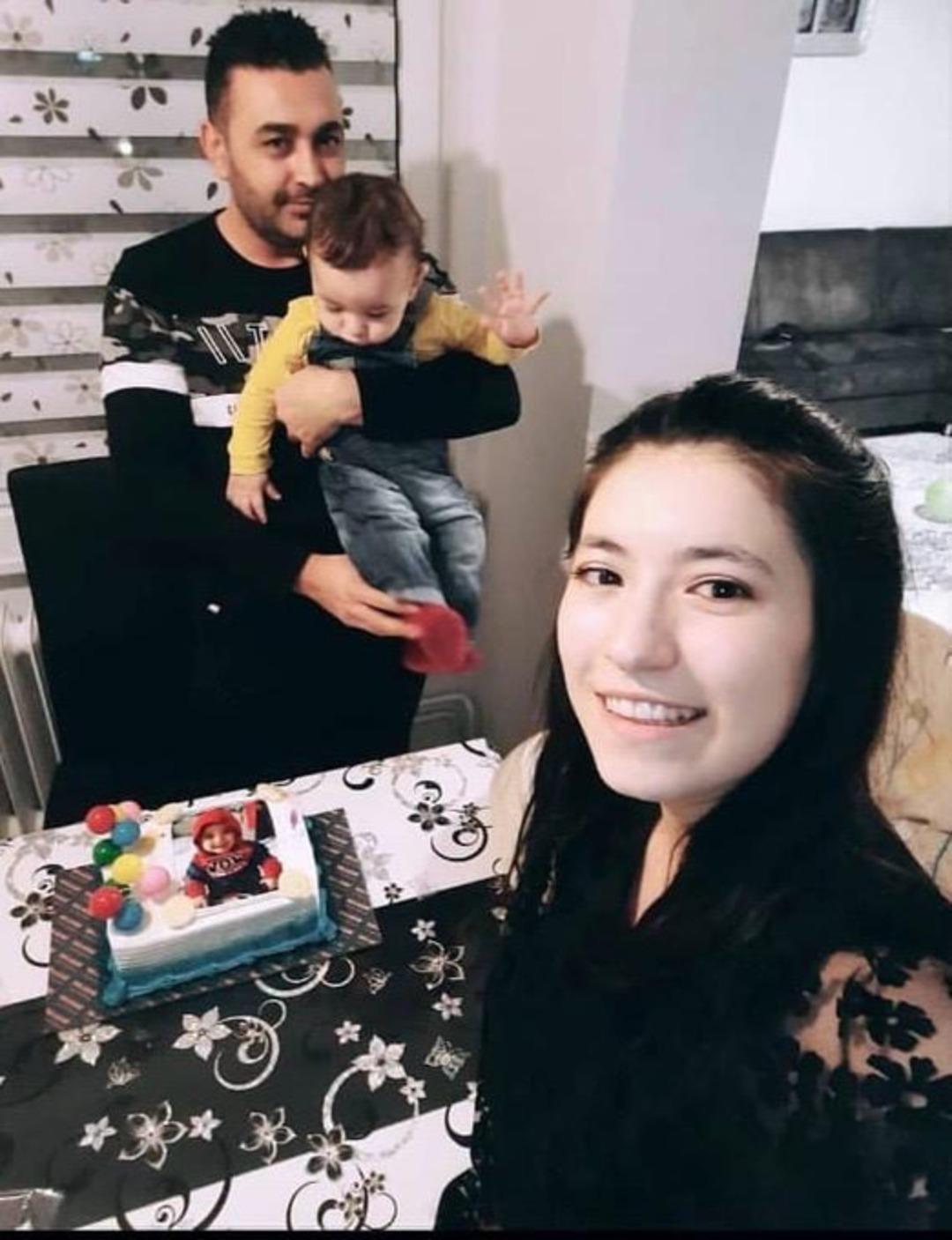 Böcek ailesi nerede ne yedi? Saat saat belirlendi... Kumpir, midye ve lokum satanların sabıkaları kabarık çıktı 1