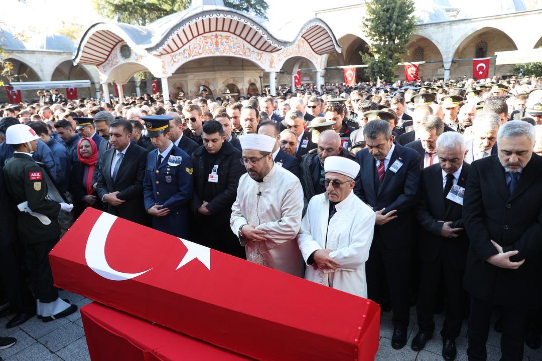 Türkiye şehitlerini son yolculuğuna uğurladı 22