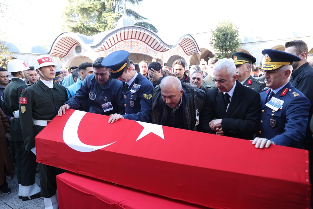 Türkiye şehitlerini son yolculuğuna uğurladı 21