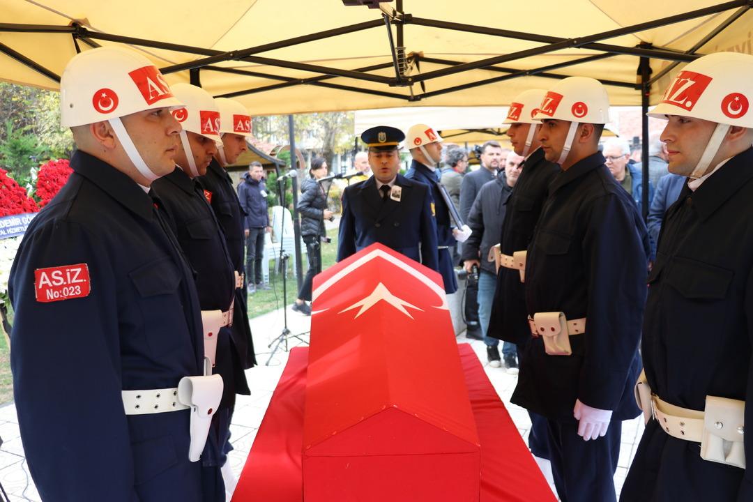 Türkiye şehitlerini son yolculuğuna uğurladı 15