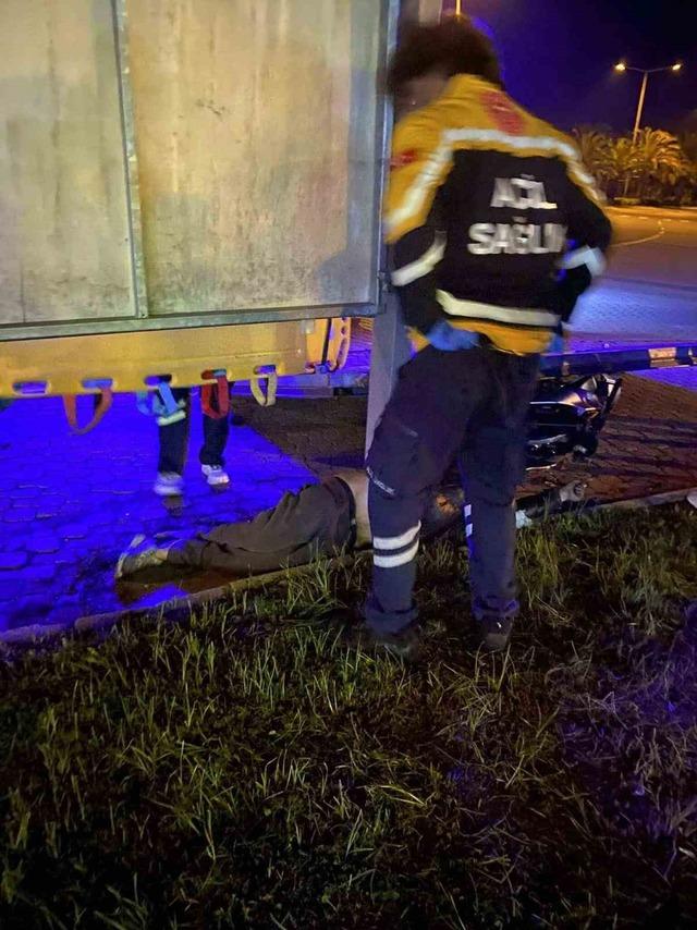 Motosiklet kazasında hayatını kaybeden genç memleketinde defnedildi 2