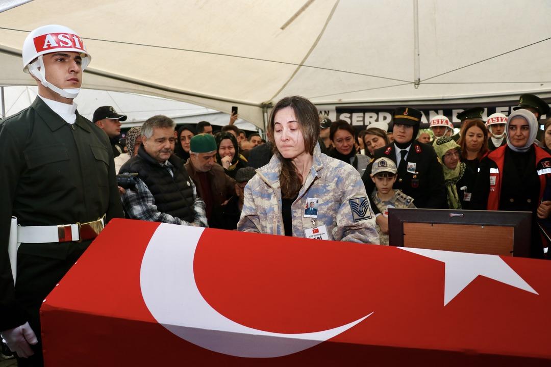 Türkiye şehitlerini son yolculuğuna uğurladı 31