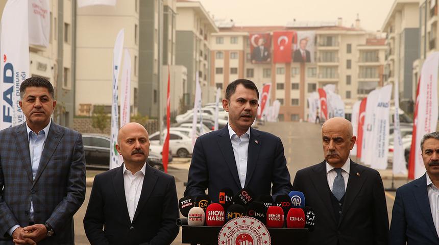 Bakan Kurum açıkladı: "Yıl sonuna kadar 453 bin konut teslim edilecek"