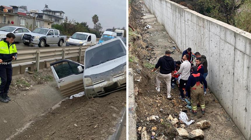 Hafif ticari aracın &ccedil;arptığı gen&ccedil; kadın, kanala d&uuml;şerek hayatını kaybetti