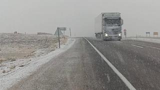 Sivas'ta kar yağışı etkili oldu