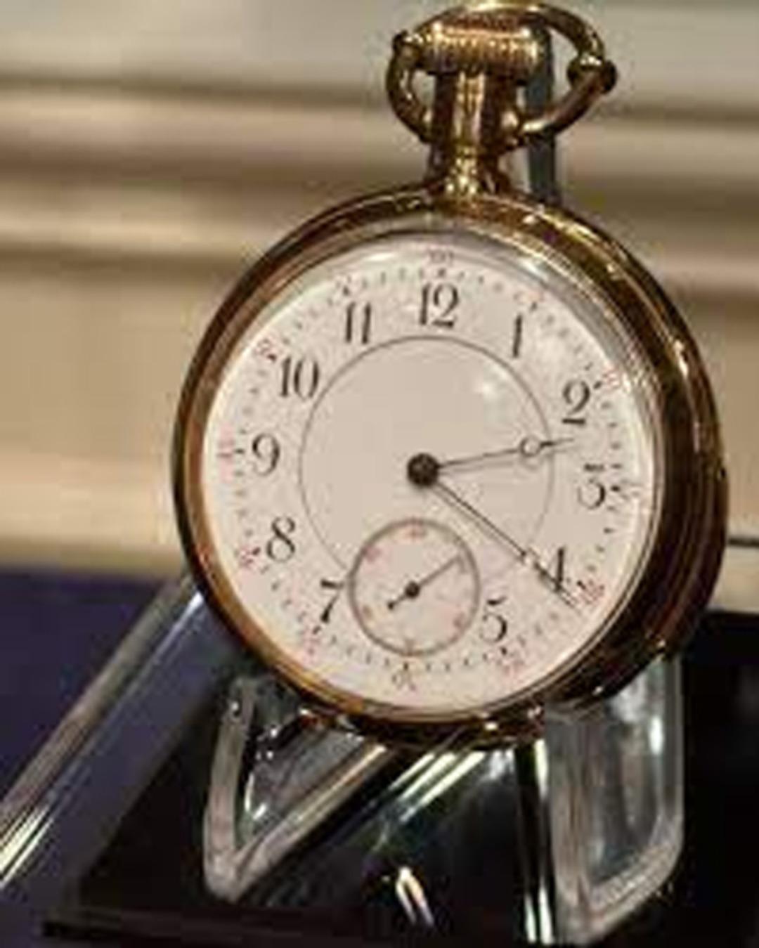 Titanik te hayatını kaybeden ABD li iş adamının cep saatine rekor fiyat! 3