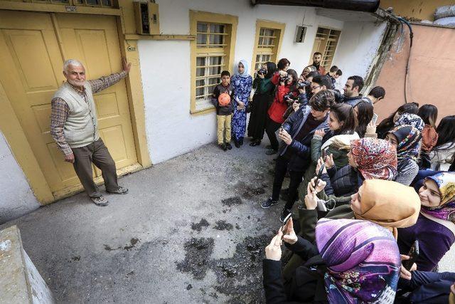 Genç fotoğrafçılar Torul Kalesi Cam Seyir Terasında